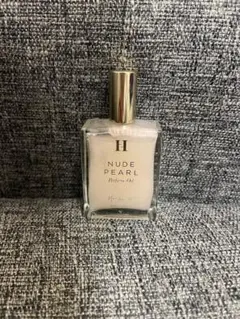 Her lip to Nude Pearl Perfume Oil 50ml