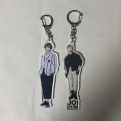 JO1 白岩瑠姫 アクリルキーホルダー アクキー