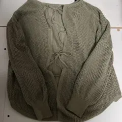 GU オリーブグリーン ニット セーター 長袖