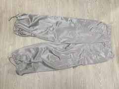 カーゴパンツのサムネイル
