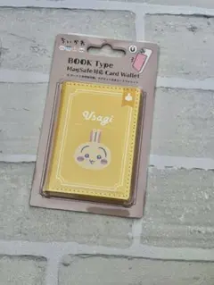 ちいかわ　カードウォレット　うさぎ