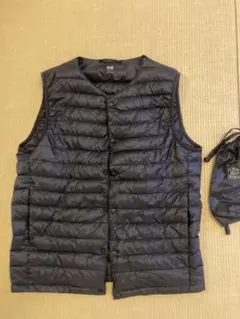ULTRA LIGHT DOWN ダウンベスト ネイビー