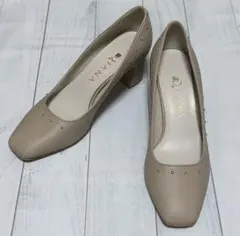 【未使用✨】ダイアナ エナメル ポインテッドトゥ　パンプス ベージュ 22cm ダイアナ DIANA パンプス （ベージュエナメル） -ファッション