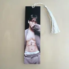 BTS jungkook ジョングク タッセル付きプラ板ブックマーク