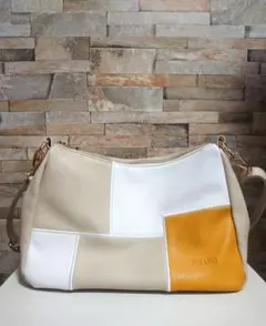 【最終値下げ】FIRANO ショルダーバッグ