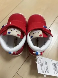 ミキハウス　新品　未使用　ファーストシューズ 12cm 箱付き　くま　赤