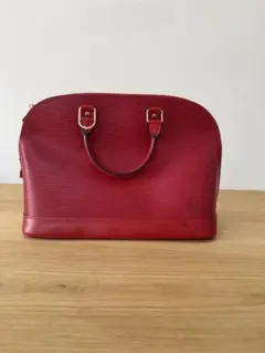 LOUISVUITTONルイヴィトン エピ アルマ レッド バッグM52147