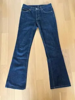 美品【SOMETHING】 サムシングブーツカットデニム