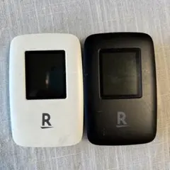 ジャンク品です　 Rシリーズ モバイルルーター ホワイト ブラック 2台セット