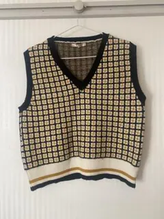 ノースリーブニット