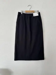 UNIQLO タグ付き　新品　黒　プリント　ロングスカート　 スカート　レトロ