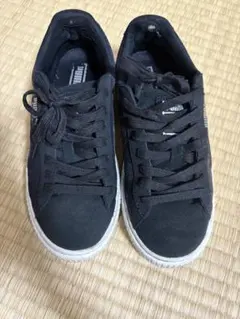 PUMA ブラック スニーカー UK 4.5 23.5