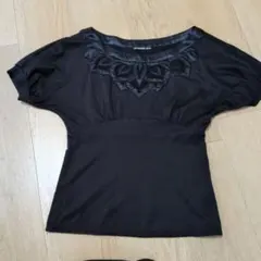 VIVIENNE TAM 半袖カットソー ブラックのサムネイル
