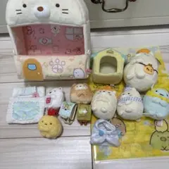 すみっコぐらし ねこ 家 ぬいぐるみ 着せ替え ランドセル ユニクロ 缶バッチ