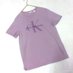 カルバンクライン　ロゴTシャツ　ピンクパープル　Lサイズ大きめ