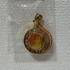 劇場版魔法少女まどか☆マギカ[新編]叛逆の物語　劇場限定メタルチャーム　佐倉杏子