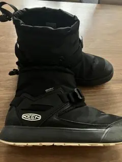 KEEN ウィンターブーツ