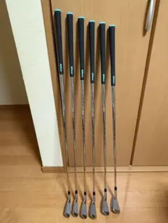 221CB アイアンセット 4本セット 7, 8, 9, P 221CB アイアンセット 4本セット 7, 8, 9, P BRIDGESTONE GOLF