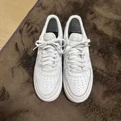 NIKE AIR FORCE 1 ホワイト