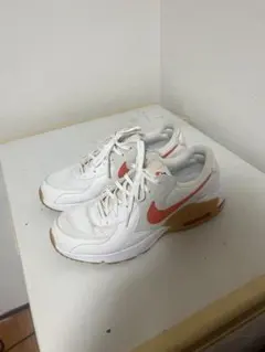 Item thumbnail for item 61899cc1-f53d-4414-b5ac-4017ce893734