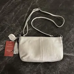 新品　グッシオGUSCIO　レザーショルダーバッグ