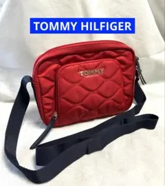 TOMMY HILFIGER ショルダーバッグ　赤　カード収納ポケット付き　軽量