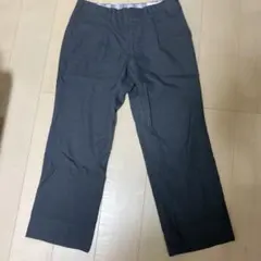 ダークグレー スラックス