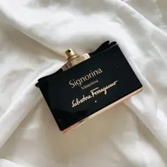 シニョリーナ ミステリオーサ オーデパルファム 100mL