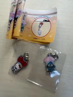 サンリオキャラクターズ　チャーム　ハローキティ　ハンギョドン　セット