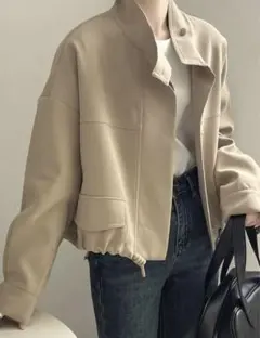 ✨新品✨ 襟付き ブルゾン　ジャケット ベージュ M 春アウター