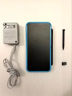 【極美品】任天堂New 2DS LL本体ターコイズ ブラック