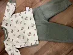 90サイズ　UNIQLO パジャマ　プーさん
