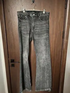 2025年最新】BALENCIAGA ブーツカットデニム・フレアデニムの