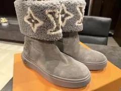 2025年最新】ルイヴィトン ムートンブーツの人気アイテム - メルカリ