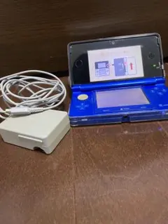 美品　3DS本体とゲームソフト2個おまけ