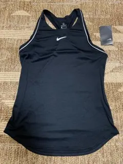 Nike レディーステニスウェア ブラック タンクトップ
