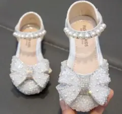 Item thumbnail for item 157ebbb2-a1de-4d0b-84b4-c9046f66c631