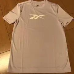【最終値下げ】Reebok Tシャツ　レディース　Sサイズ　パープルのサムネイル