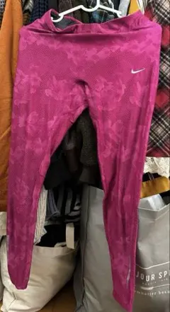 Item thumbnail for item d64058fd-9896-4fc3-a0e1-6dd3544b8baa