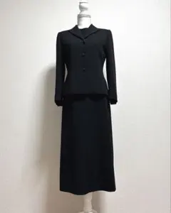 東京イギン ブラックフォーマル