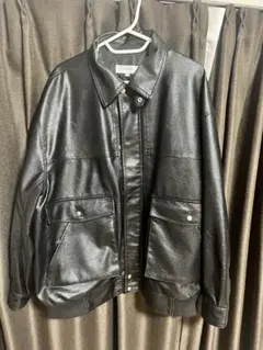 ブラックレザーボンバージャケット