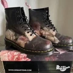 2025年最新】マーチン 花柄の人気アイテム - メルカリ