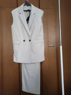 PLST ベージュ パンツセットアップ M