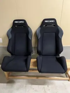 1.2. レカロ RECARO SR 2脚セット 黒フェイクレザー張り替え 張替え 張替 パンチング ディンプル 赤 レッドシングルステッチ 両側ダイヤル