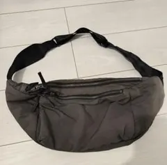 美品 CRAMSHELL クラムシェル ウエスト ボディ バッグ CRAMSHELL（クラムシェル）の「WAIST BAG（ボディバッグ/ウエスト