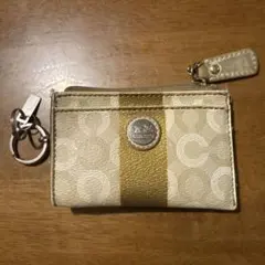 COACH シグネチャー キーケース ゴールド
