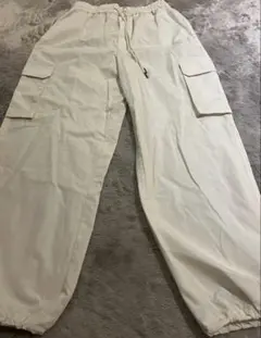 美品 GU ホワイト カーゴパンツ ワークパンツ