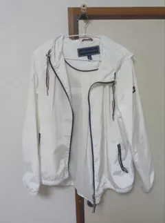 TOMMY HILFIGER フード付きナイロンジャケット XL ホワイト