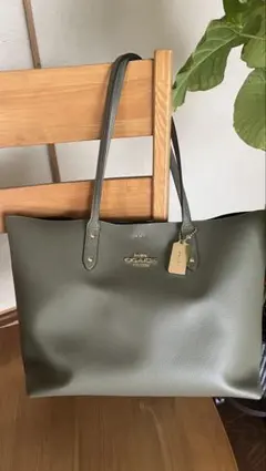 COACH オリーブグリーン トートバッグ