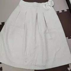 未使用ハニーズ ホワイト系 ツイード風セレモニーМスカートのみ